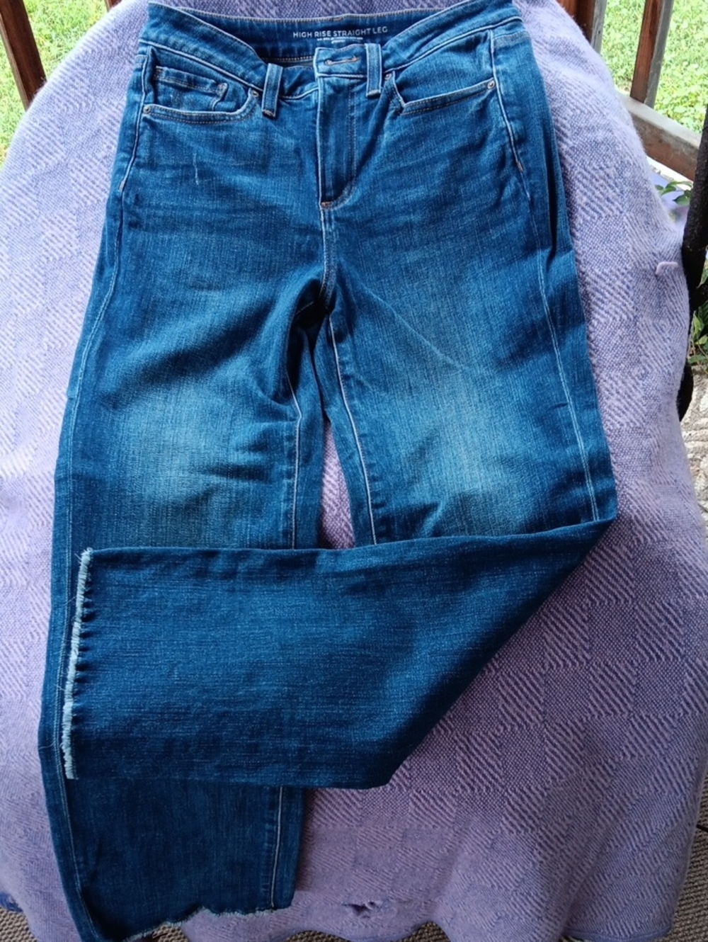 Chico's High-Rise Straight Leg Jeans in Dark Blue Denim